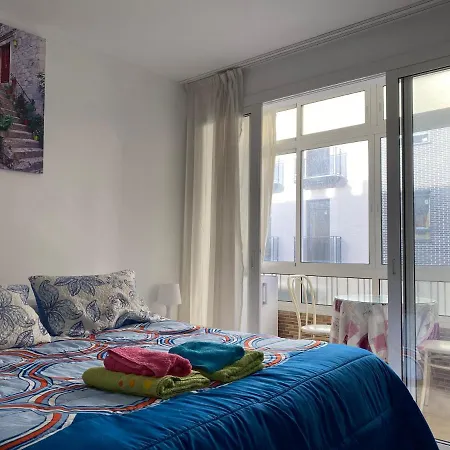 Centro Privada En Compartidos Δωμάτια σε οικογενειακή κατοικία