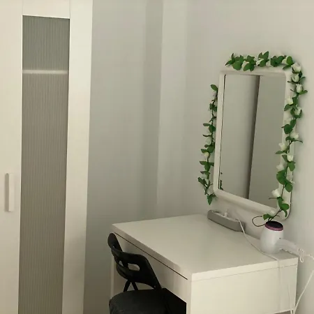 Centro Privada En Compartidos * Μάλαγα